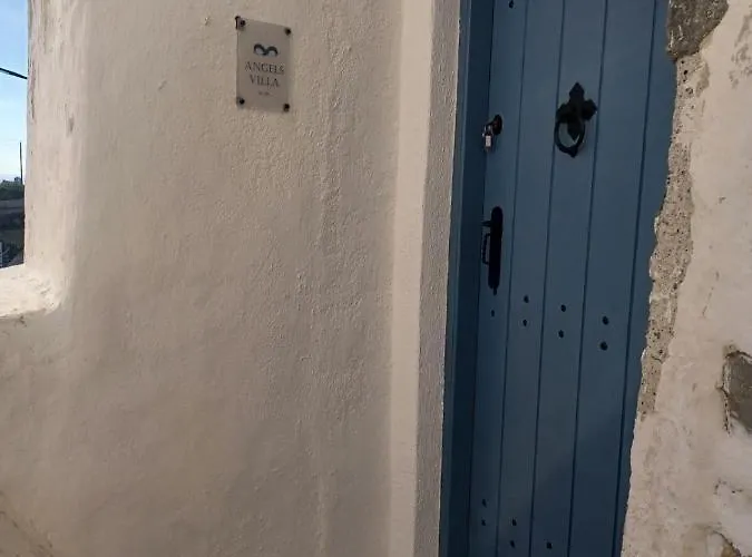 度假居 Angels Unique Traditional Emporio (Santorini)